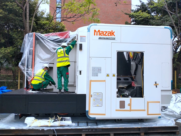 傳統(tǒng)設(shè)備卸車、拆箱作業(yè)